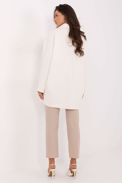 Eloura White